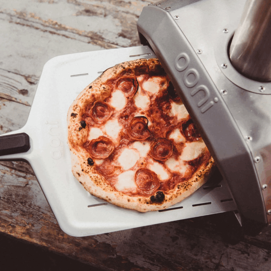 Ooni Karu 12 Pizza Oven