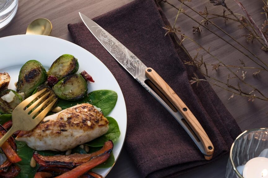 4 Deejo Steak Knives, Olive Wood / Blossom