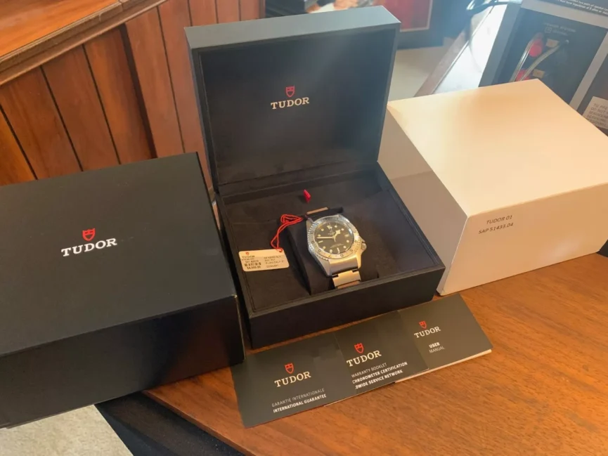 TUDOR 70150 Black Bay P01 Automatic 42mm Diver - Excellent - Full Set B&P
