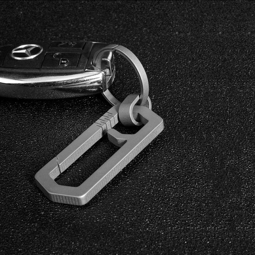 Sandblasted Titanium Keychain Carabine