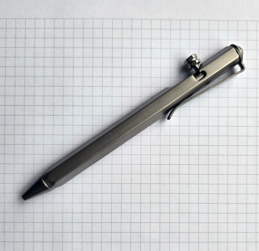 Tactical Titanium Alloy Pen With Glass Breaker and Clip