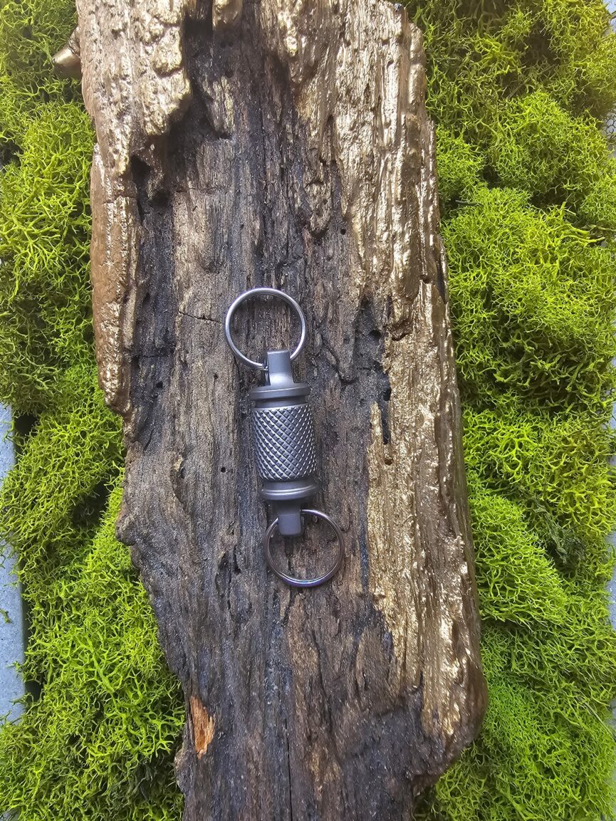 Titanium Alloy Detachable Keychain Key Holder
