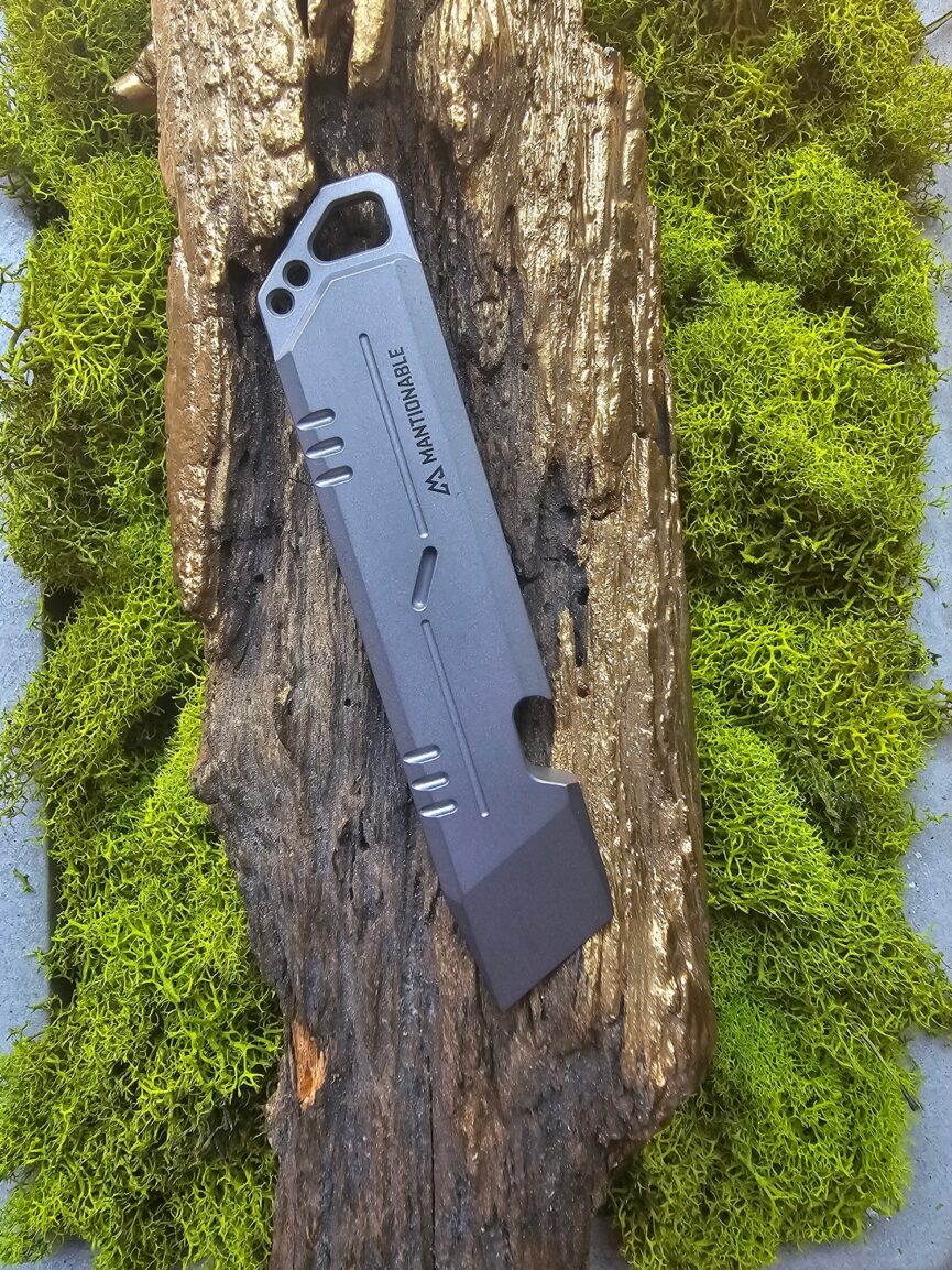 Titanium Prybar