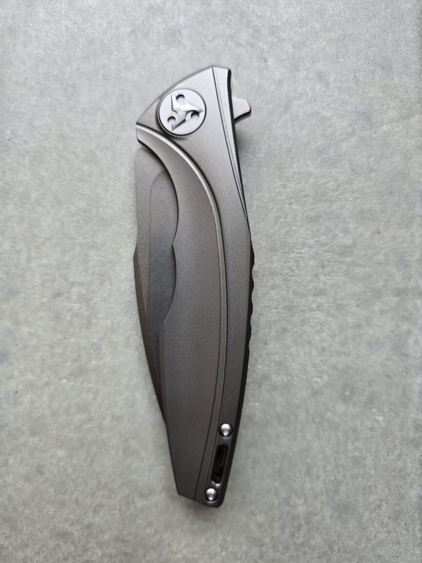 Folding Titanium Alloy Knife with D2 Blade