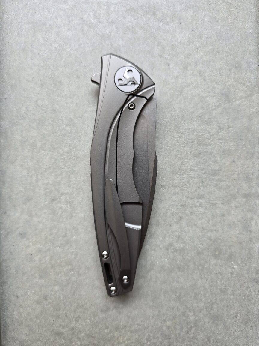 Folding Titanium Alloy Knife with D2 Blade