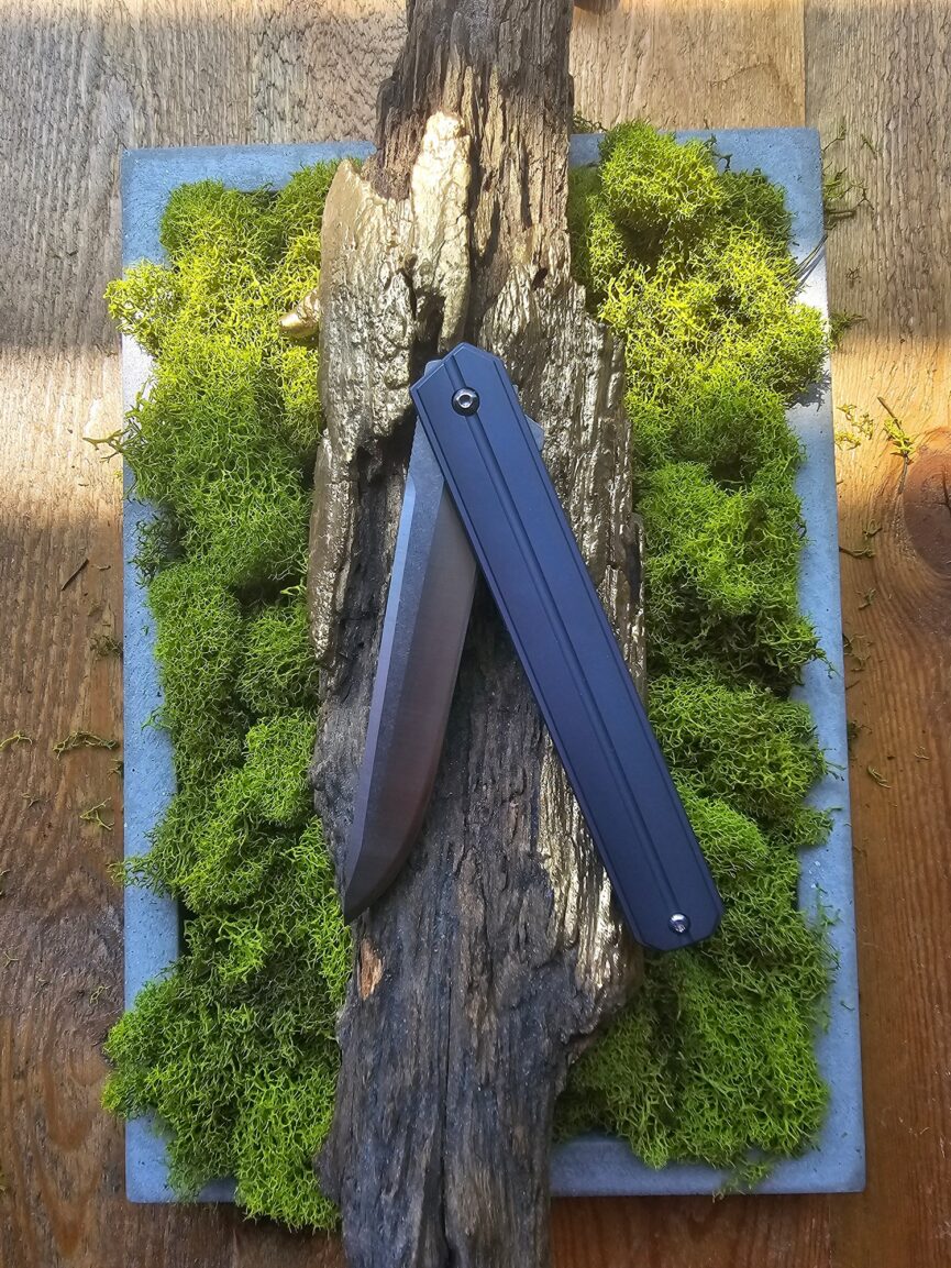 Folding SlimEdge Knife with Titanium Handle and D2 Blade