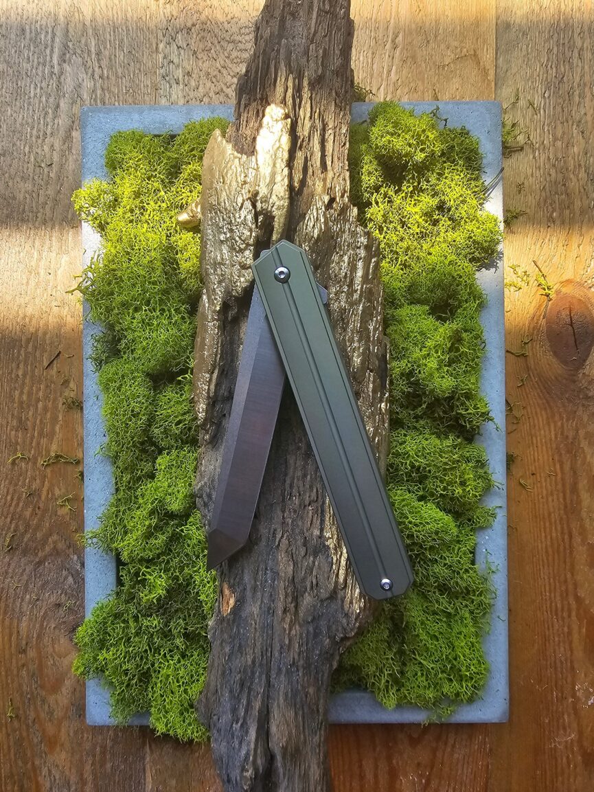 Folding SlimEdge Knife with Titanium Handle and D2 Blade