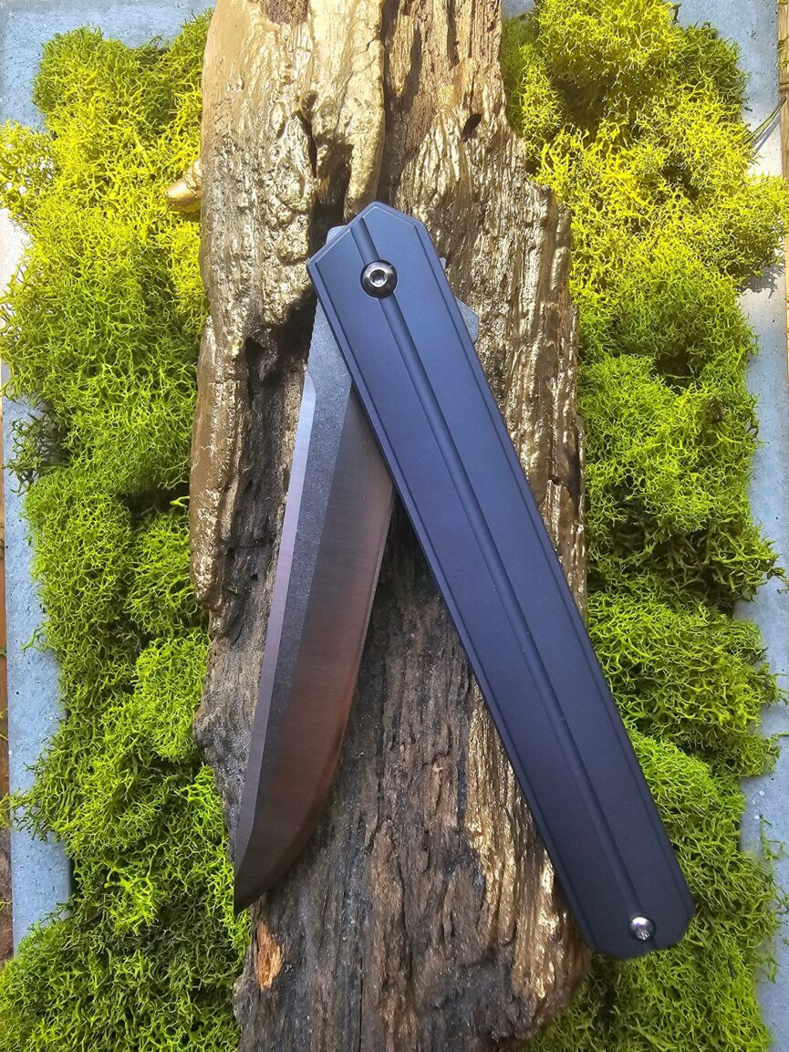 Folding SlimEdge Knife with Titanium Handle and D2 Blade