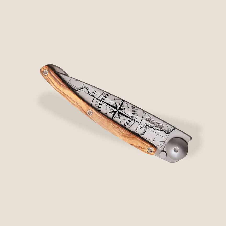 Deejo 27g Olive wood / Terra Incognita